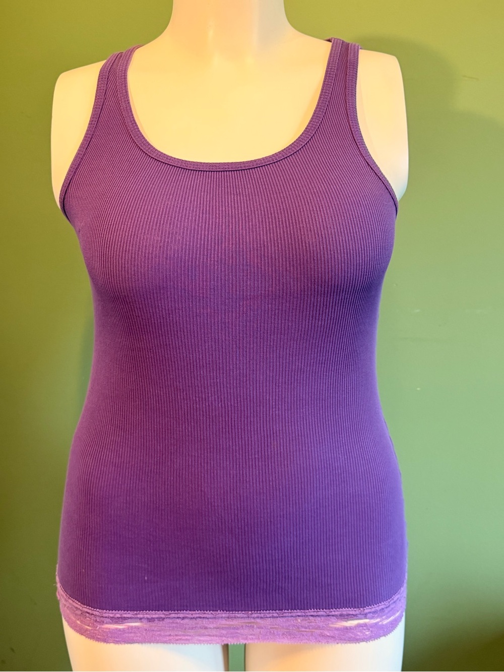 ❤️ 2 for $10❤️ Hypoid Vintage Classic Purple Ribbed Lace-Hem Tank Top